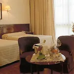希洪旅馆 酒店 4*