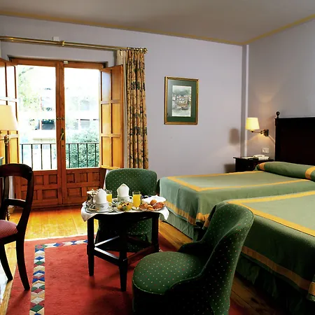 Hotel De Gijon